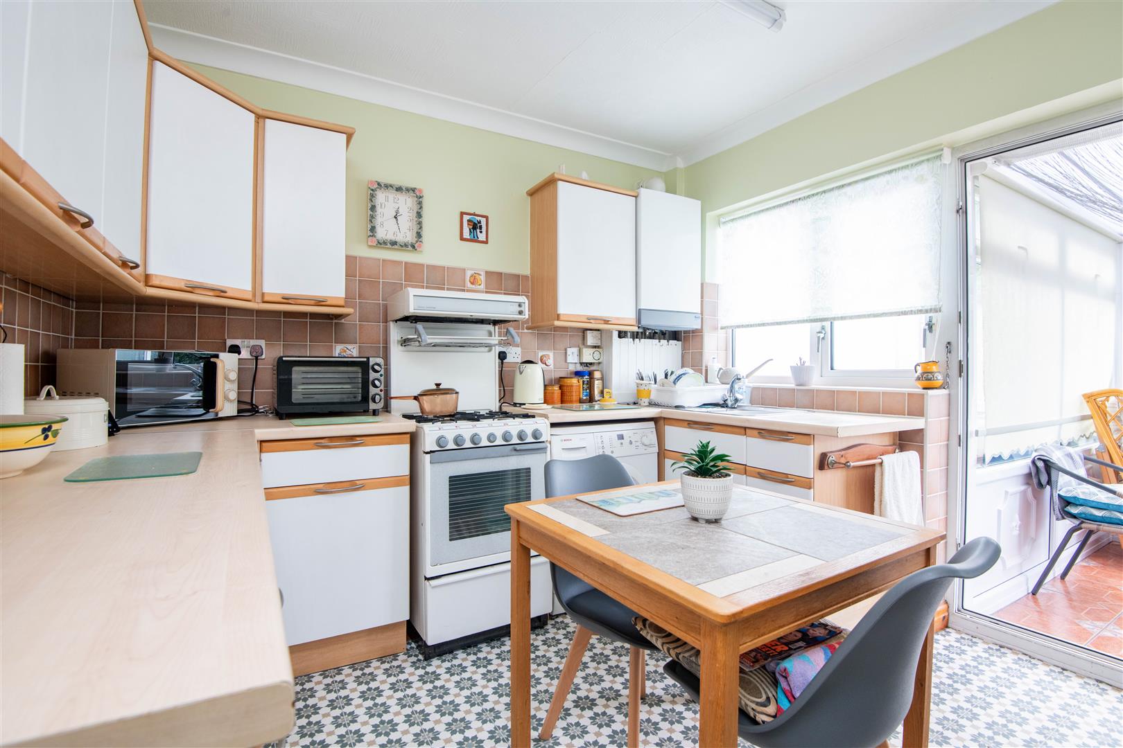 2 bed property in St. Annes Road, Leyland